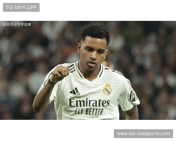 罗德里戈进球后指天庆祝，释放压力瞬间