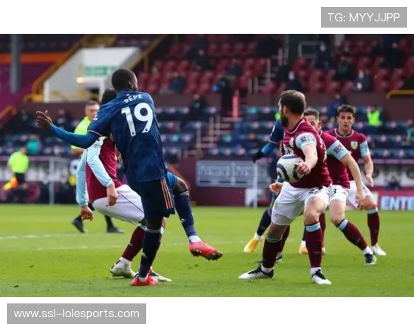 英超VAR系统：技术进步与人性化平衡